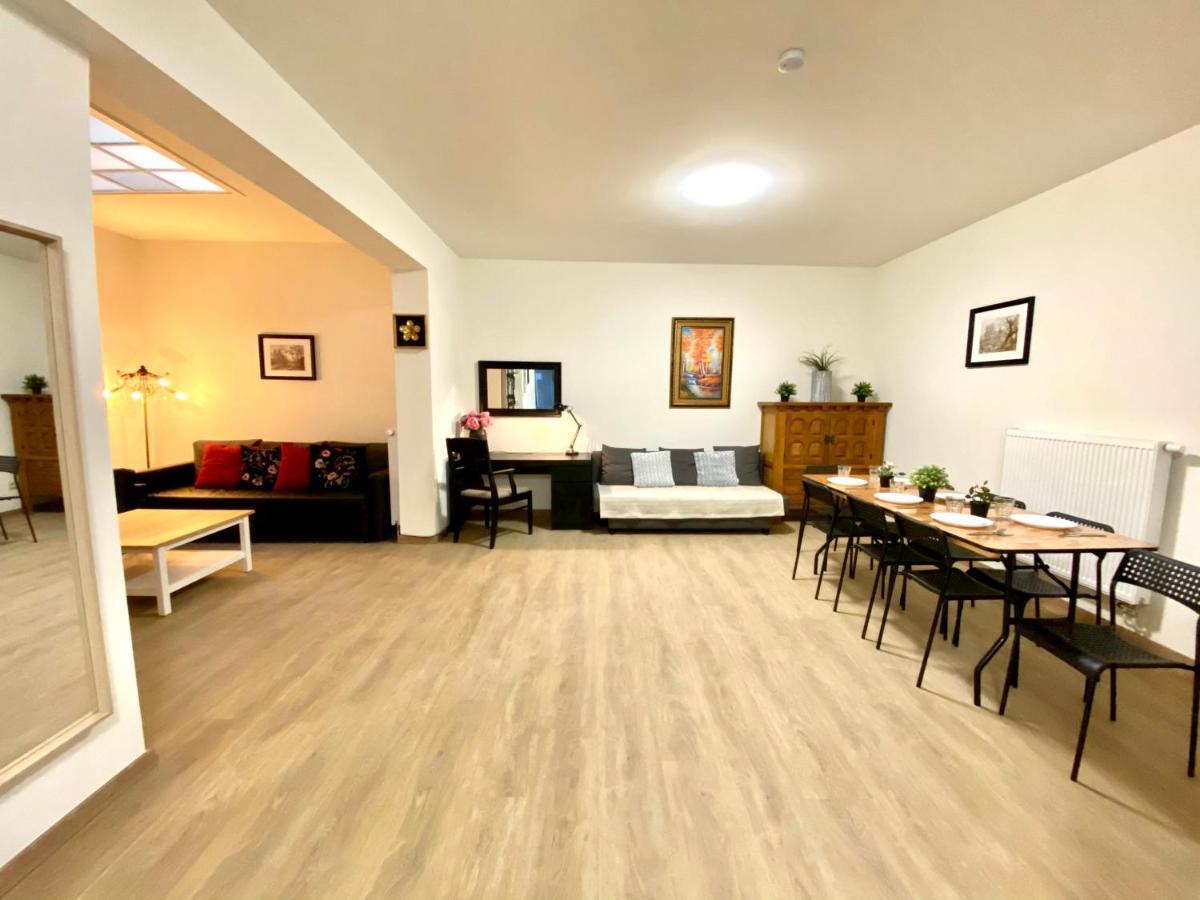 сarnot Zoo Area Apartment *